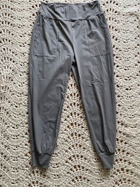 NWT HALARA Women’s Jogger Sweatpants in Gray